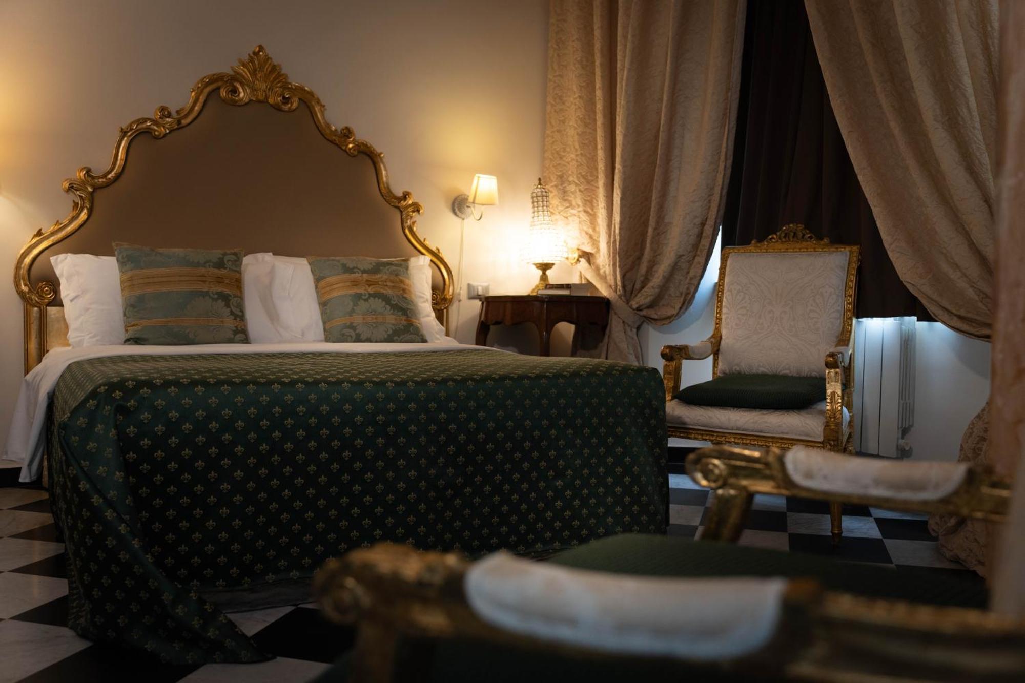 Affittacamere Morali Palace 3*