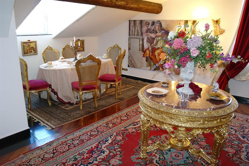 Morali Palace Affittacamere 3*